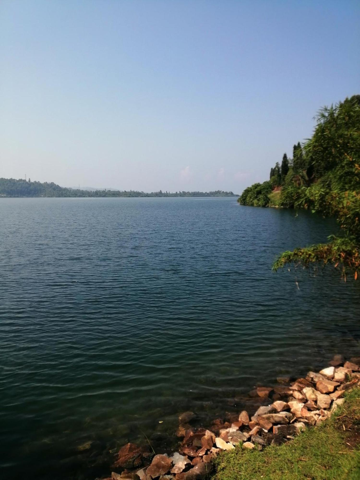 Inn On The Lake Kibuye Exterior photo