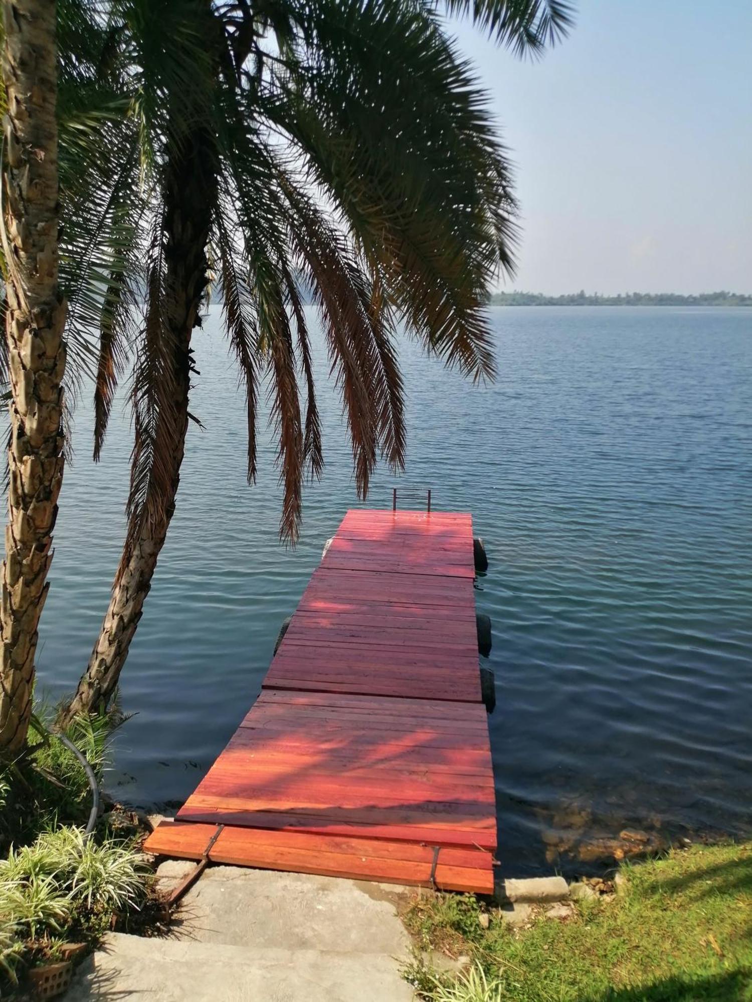 Inn On The Lake Kibuye Exterior photo