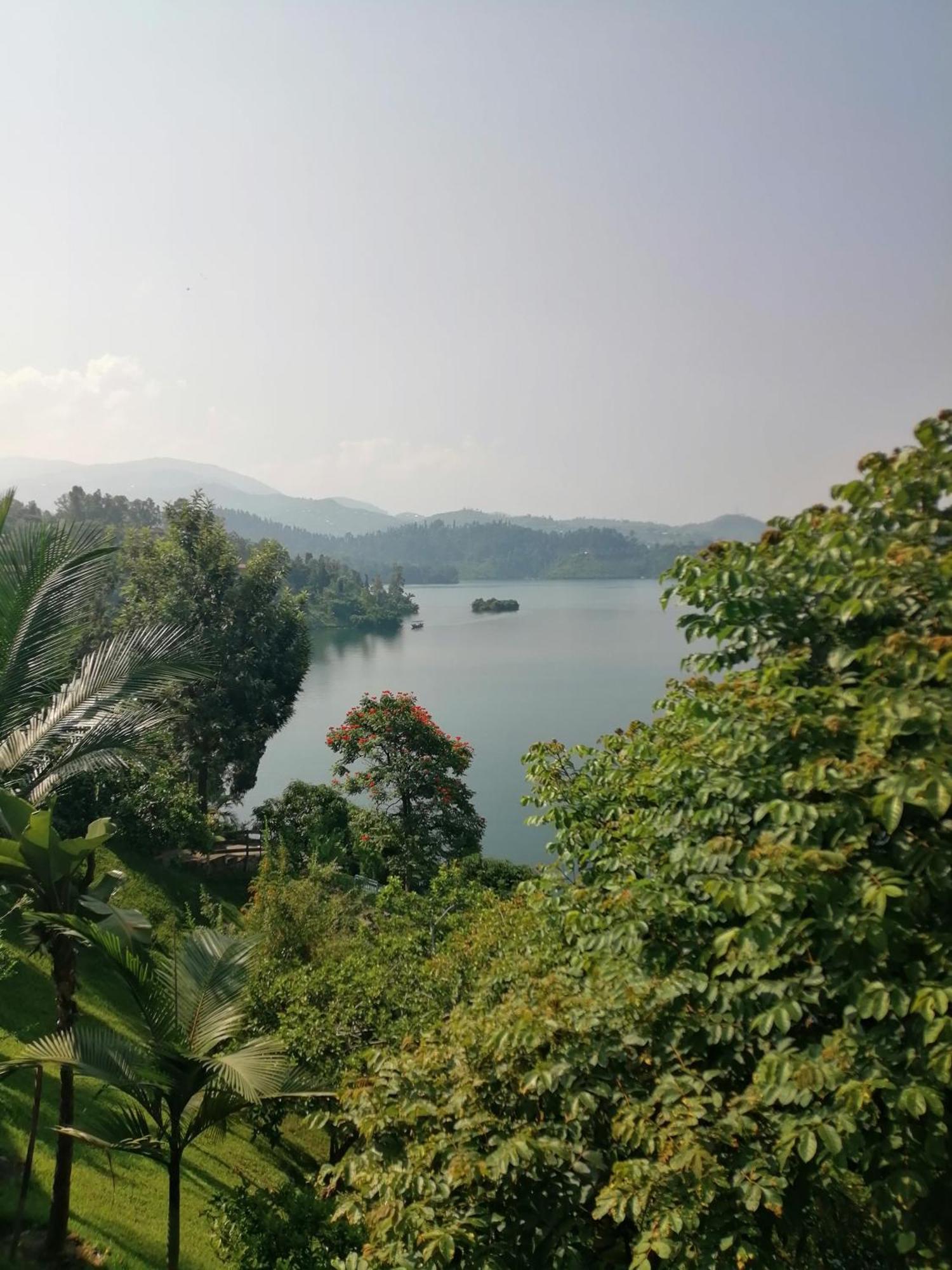 Inn On The Lake Kibuye Exterior photo